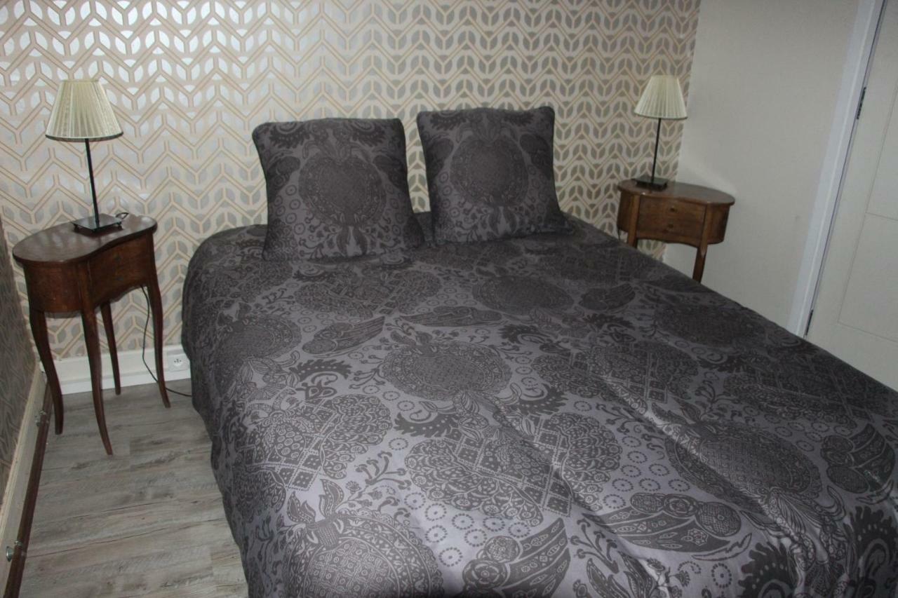 Bed and Breakfast Aux Berges Du Coubisou Exterior foto